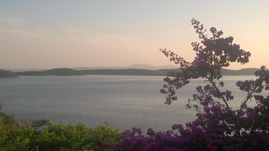 J&B Holiday House Hvar Đảo Hvar Ngoại thất bức ảnh