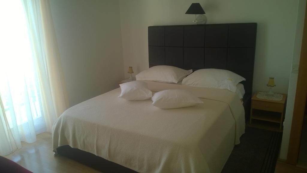 J&B Holiday House Hvar Đảo Hvar Ngoại thất bức ảnh