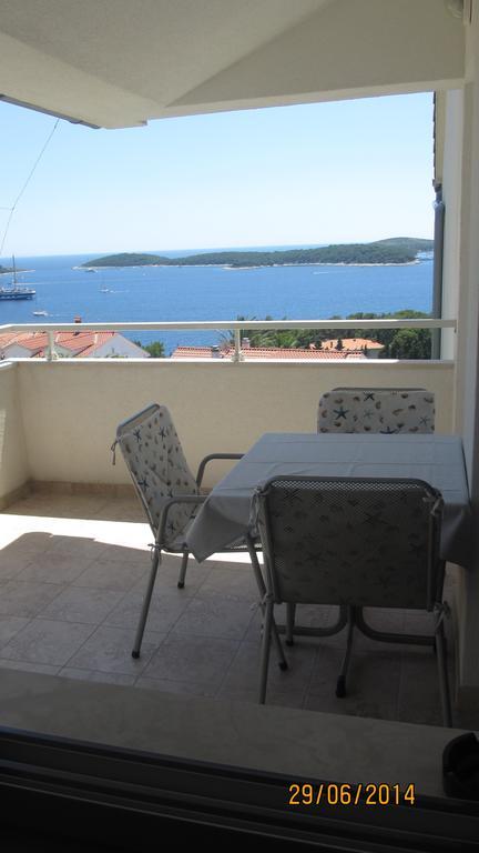 J&B Holiday House Hvar Đảo Hvar Ngoại thất bức ảnh