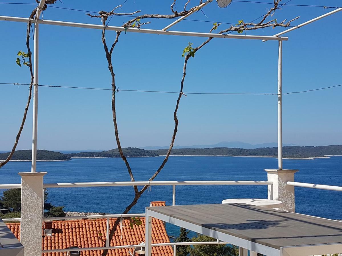 J&B Holiday House Hvar Đảo Hvar Ngoại thất bức ảnh